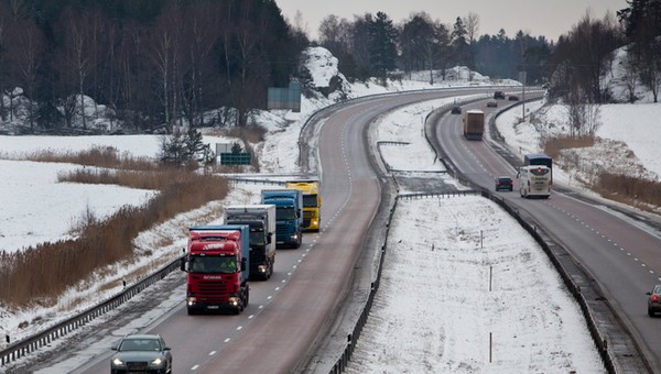 Holandia zezwala na testy pojazdów bez kierowcy
