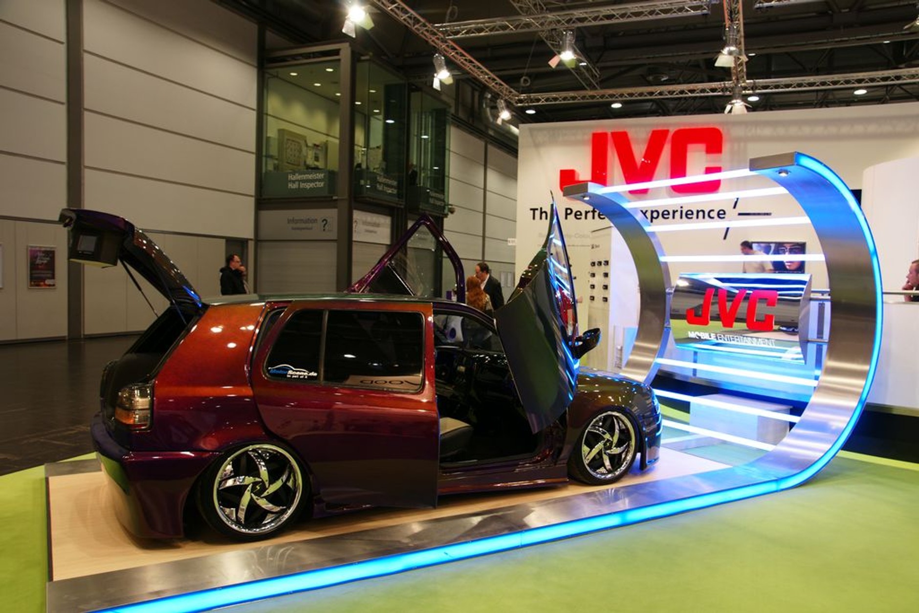 AMICOM 2010: kino, koncert i nawigacja do samochodu (galeria)