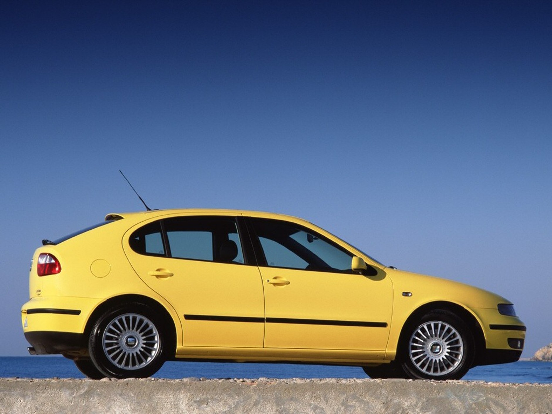 Polskie samochody coraz bezpieczniejsze