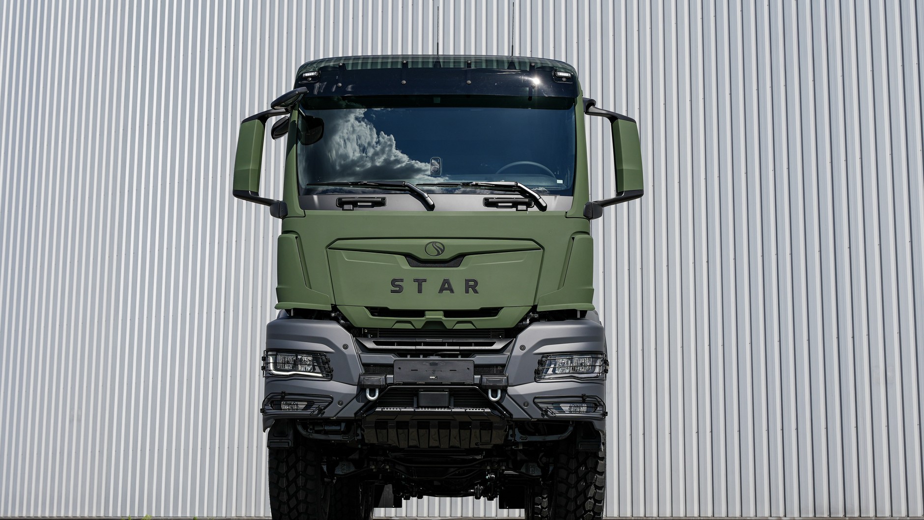 Nowy STAR zbudowany przez MAN-a