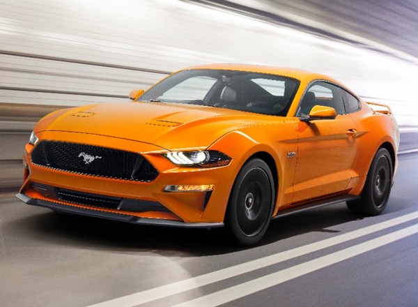 Ford Mustang z nową twarzą