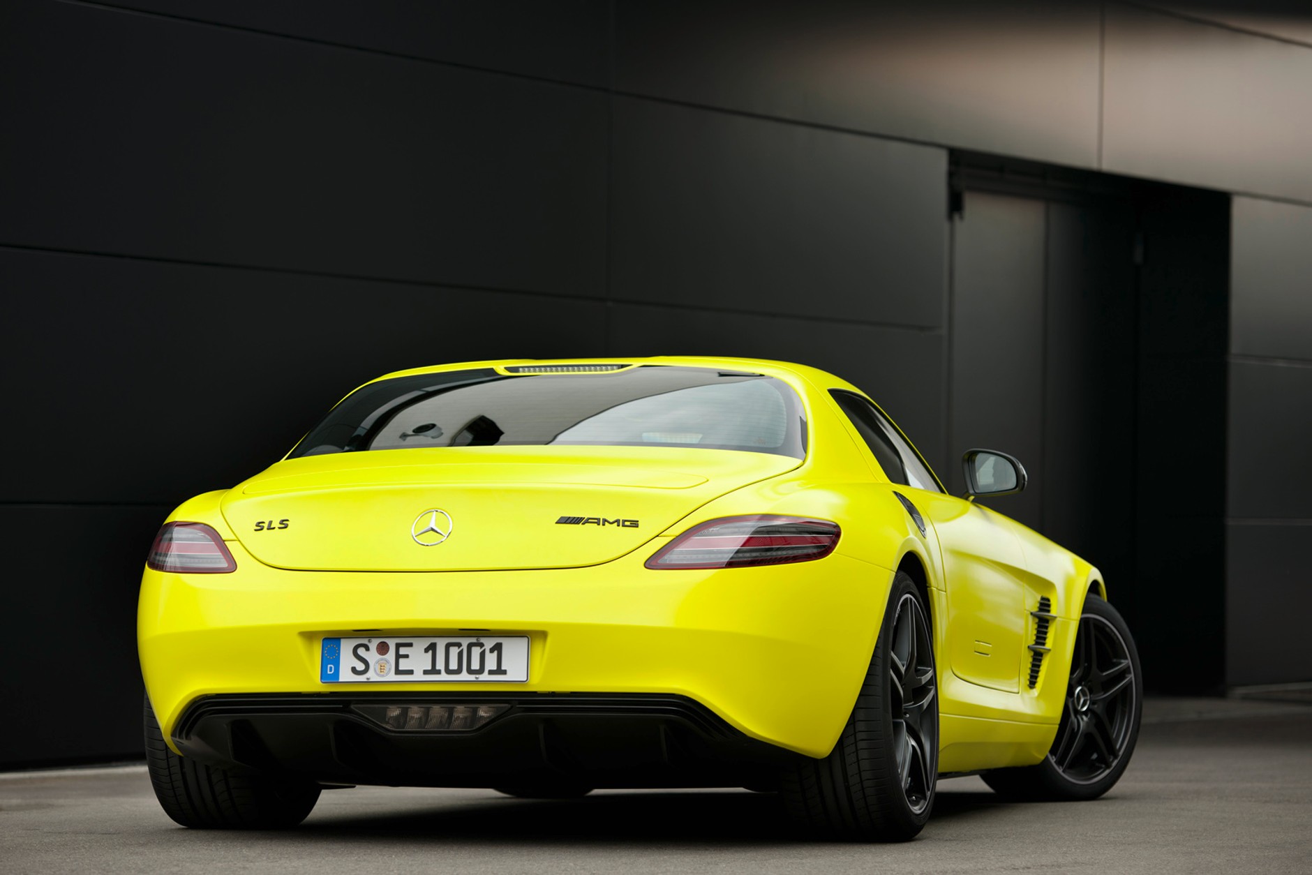 Mercedes SLS AMG E-Cell to największa rewolucja w historii motoryzacji
