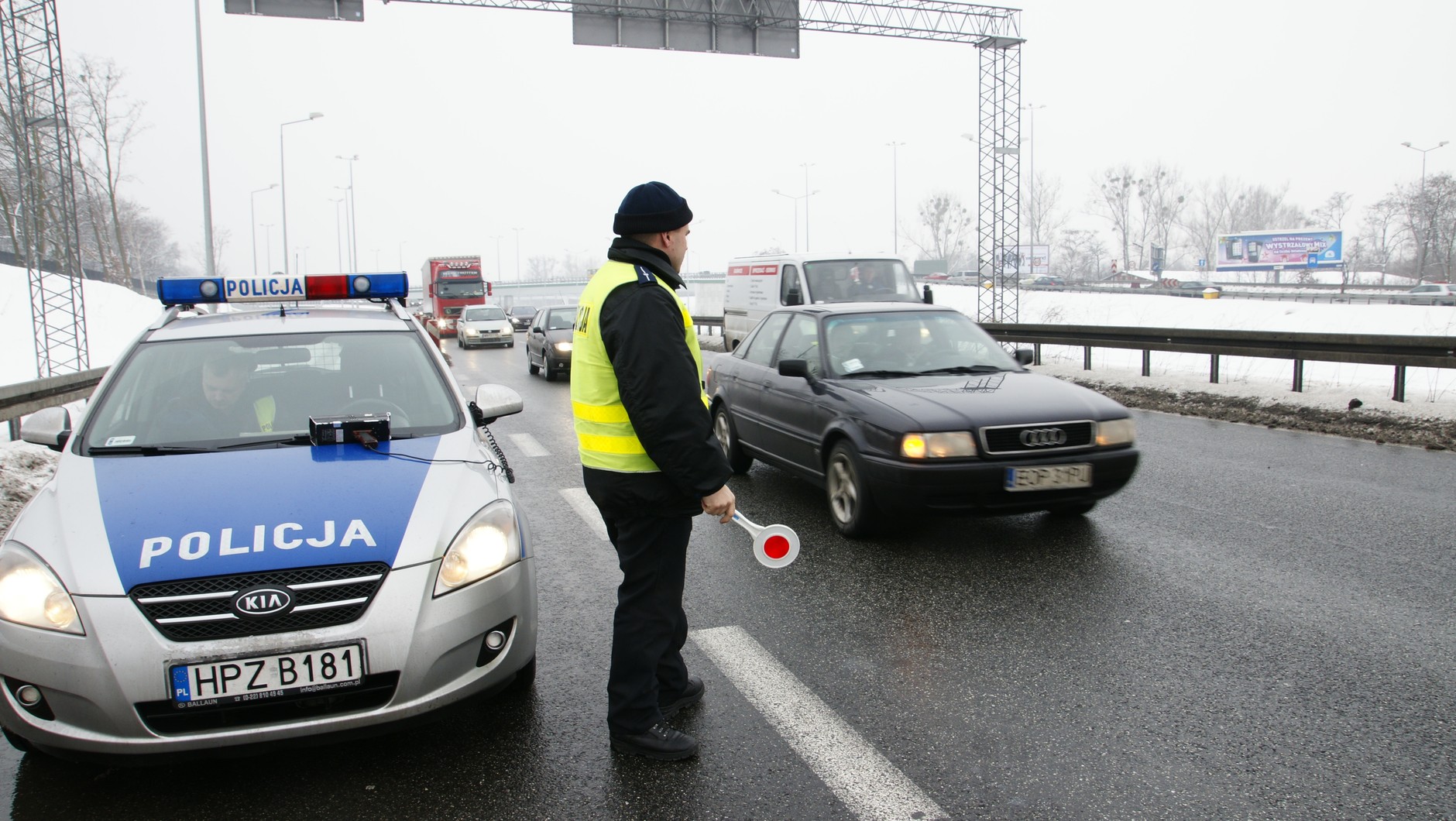 Złapali go, bo… Za wolno jechał