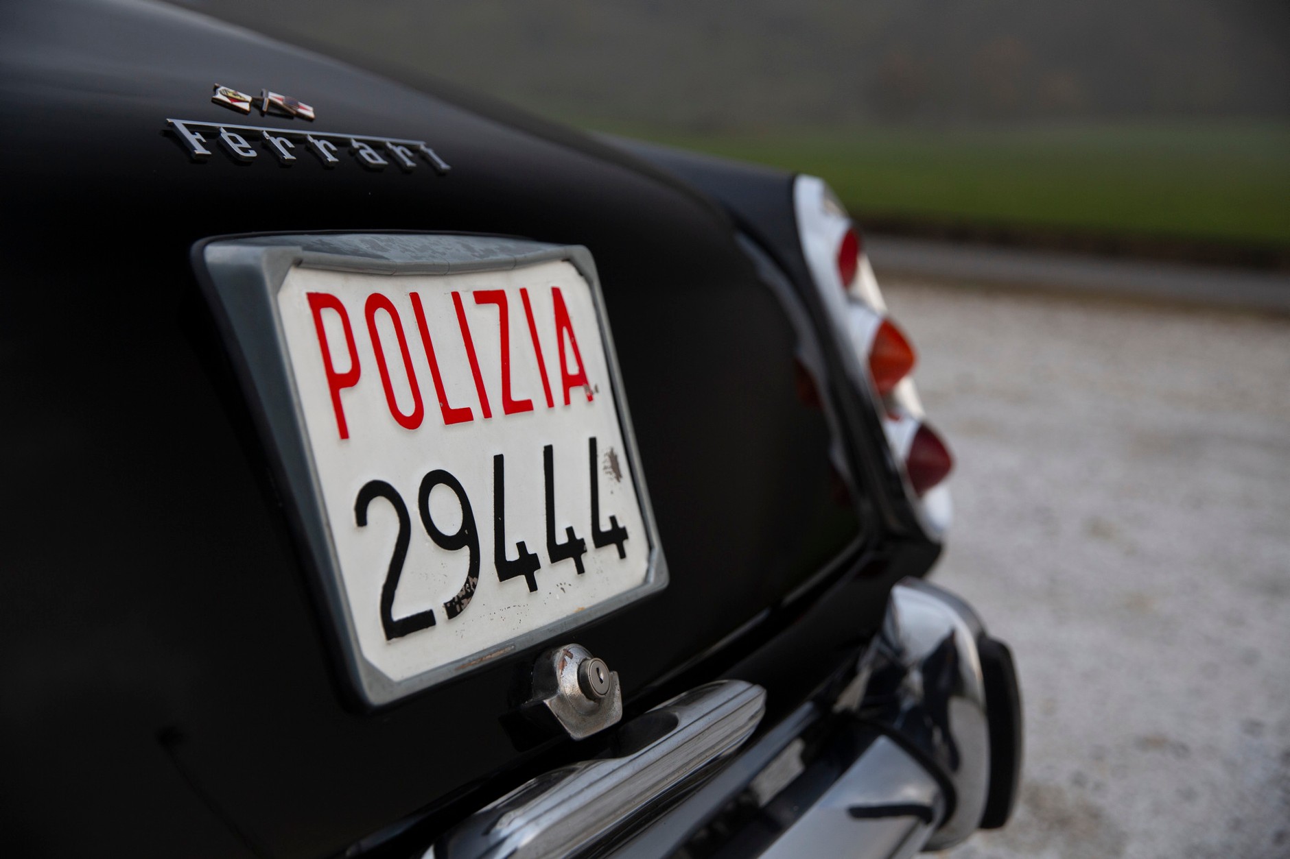Ferrari 250 GTE 2+2 Squadra Mobile
