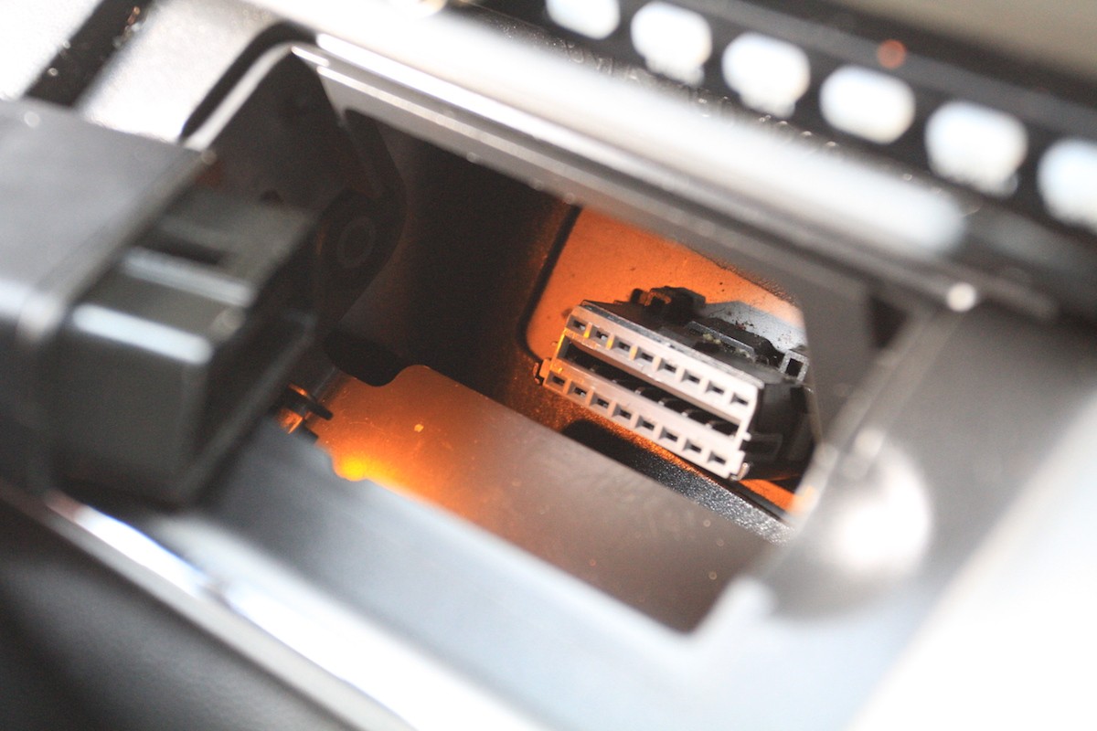 Nowe auta zapisują w sterownikach informację o tym, jakimi narzędziami je diagnozowano. Wykrycie użycia pirackiego sprzętu nie jest wcale takie trudne.