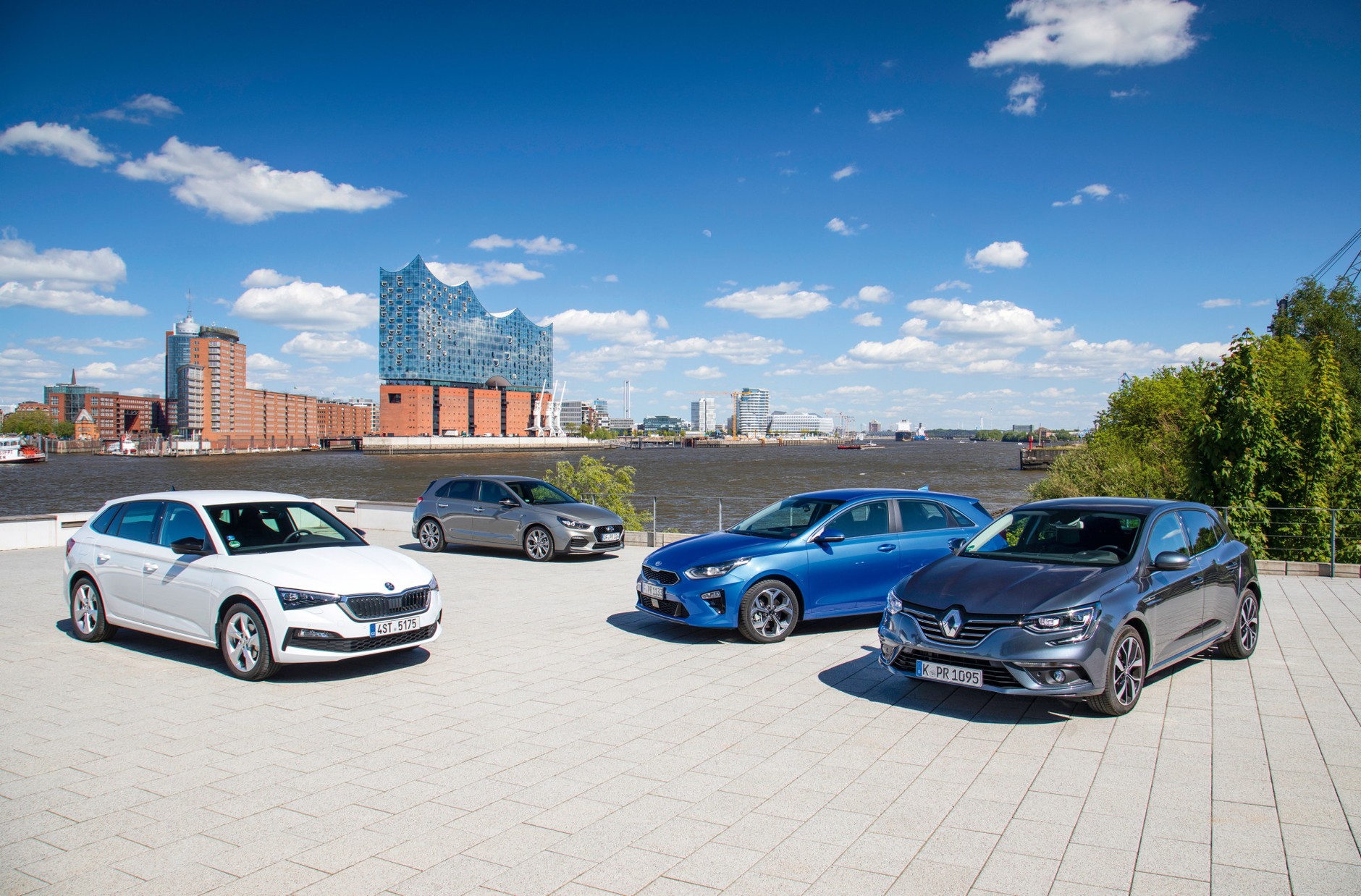 Porównanie: Kia Ceed, Hyundai i30, Renault Megane, Skoda Scala