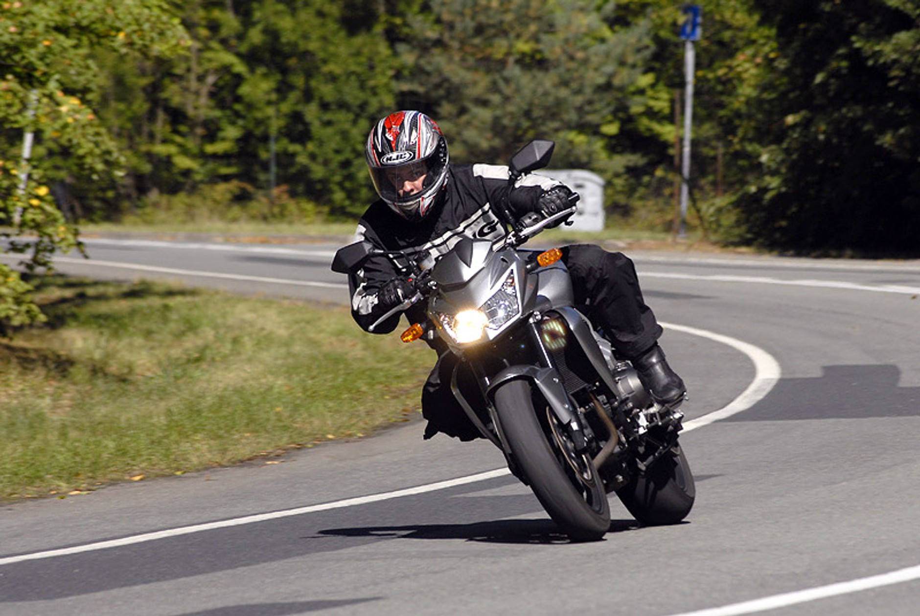 Kawasaki Z750: ale rozrabiaka...