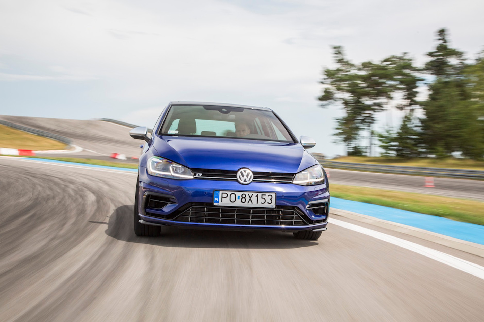 Volkswagen Golf R