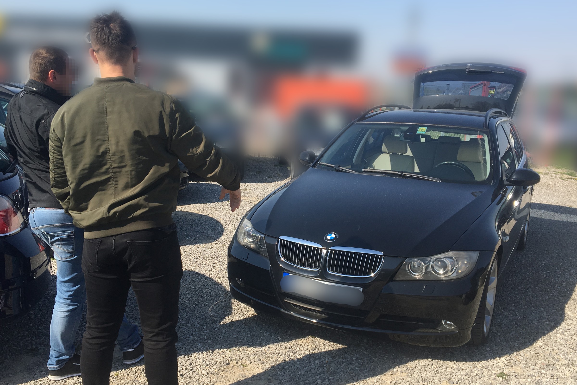 Kupił auto, podpisał wypowiedzenie OC i na spokojnie "sprawdzał status". Musi zapłacić 4810 zł kary