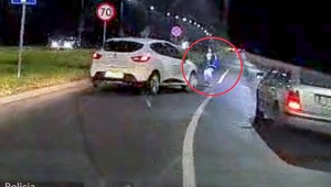 Policjanci dostali zawiadomienie, a po sieci krążył filmik. Kierowcę ukarze sąd
