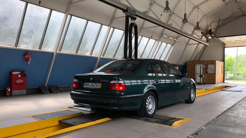 Badanie techniczne auta sprowadzonego