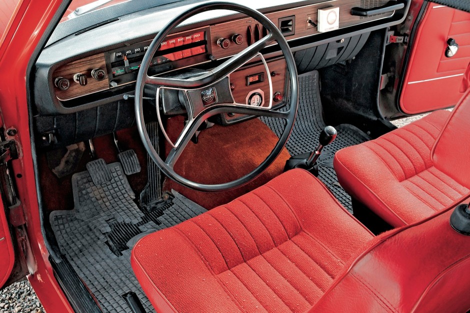 Elektryczne Volvo 142