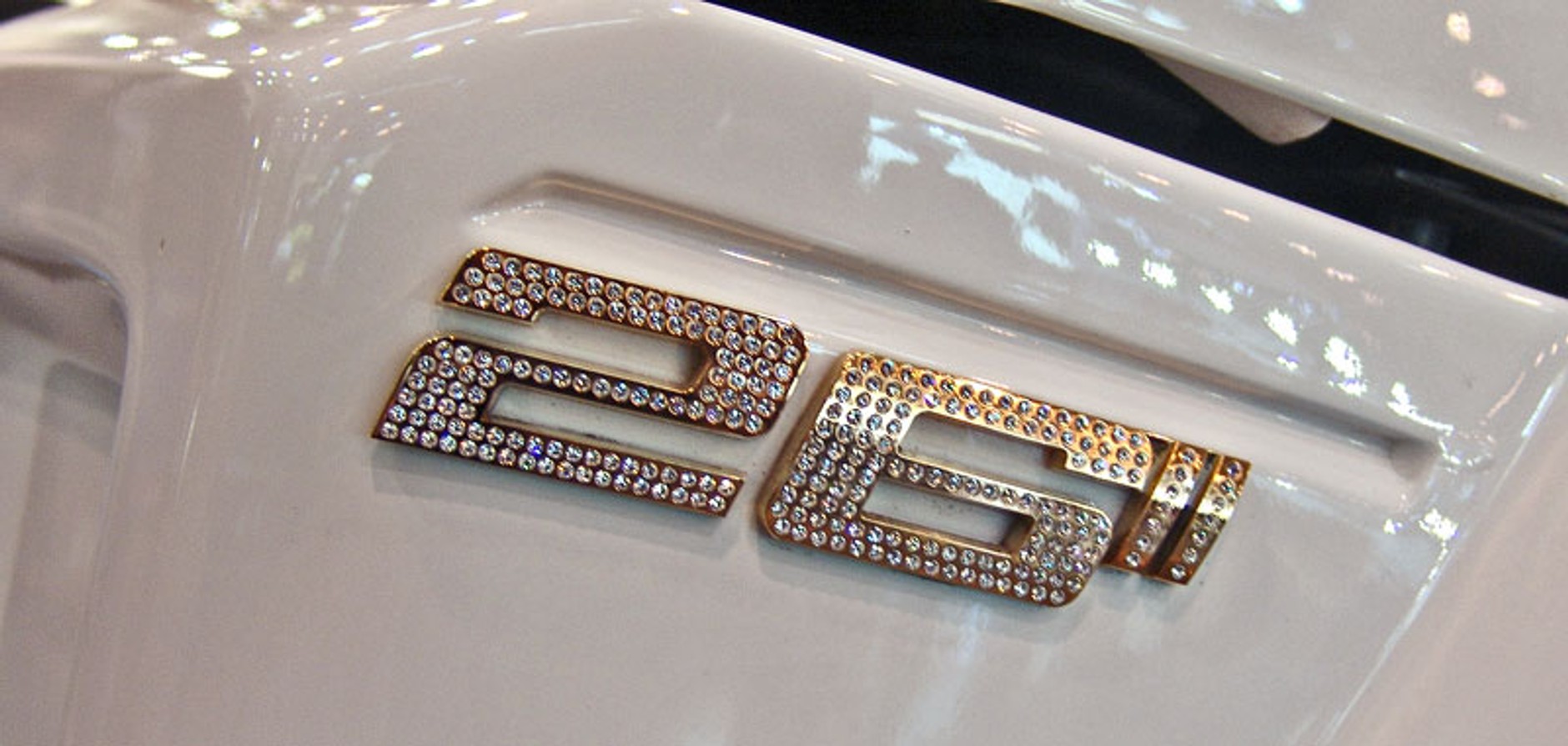 Essen Motor Show 2008: złoty Hummer dla bogatych