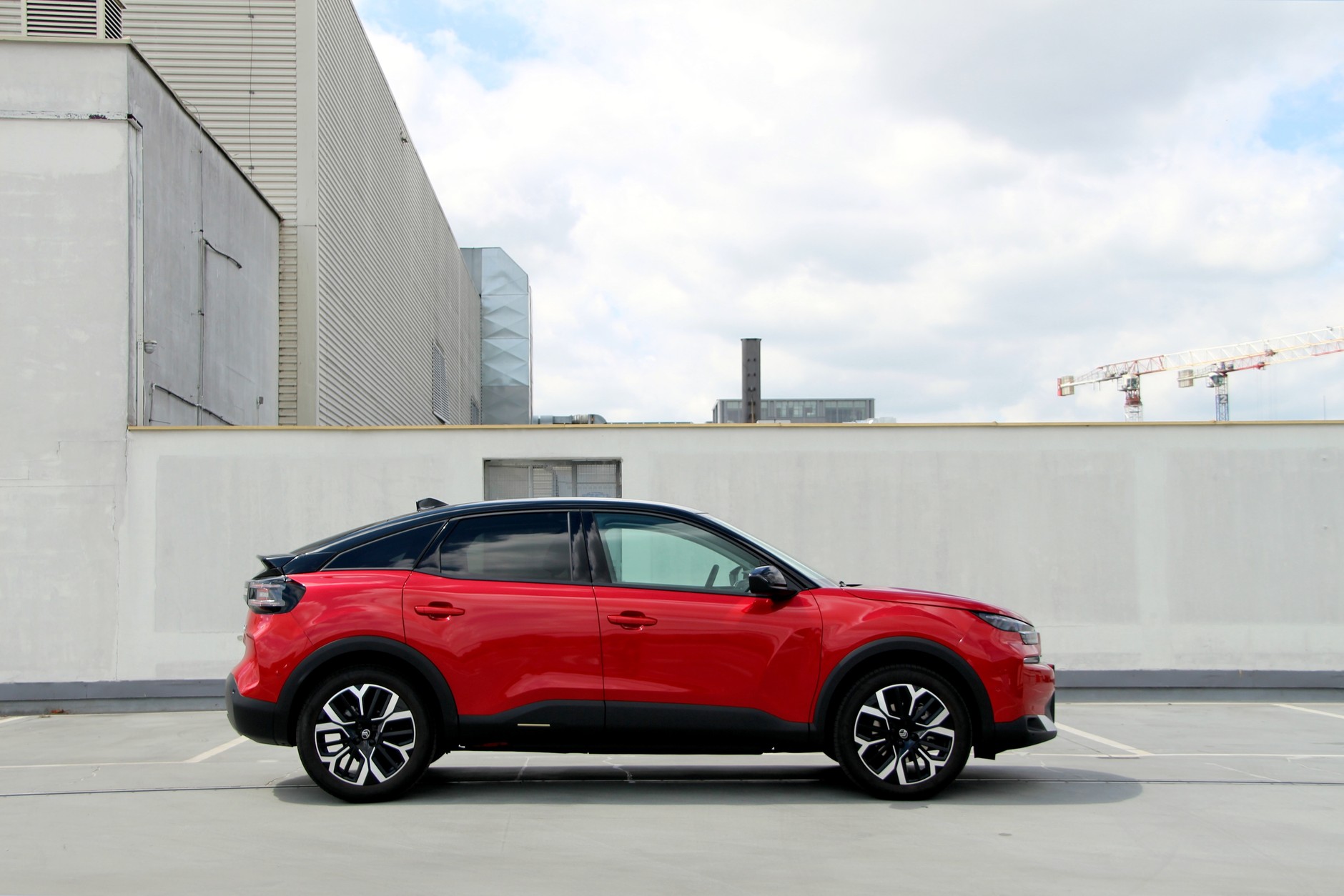 Citroen C4 Hybrid Max