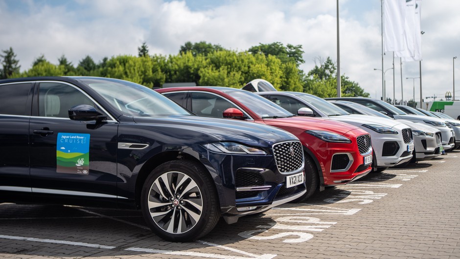 Jaguar Land Rover Cruise 2021