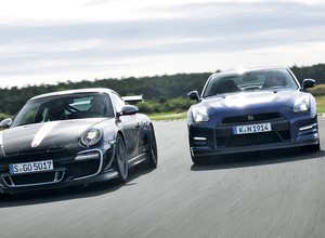 Porsche 911 GT3 RS 4.0 kontra Nissan GT-R: który okaże się lepszy na torze?