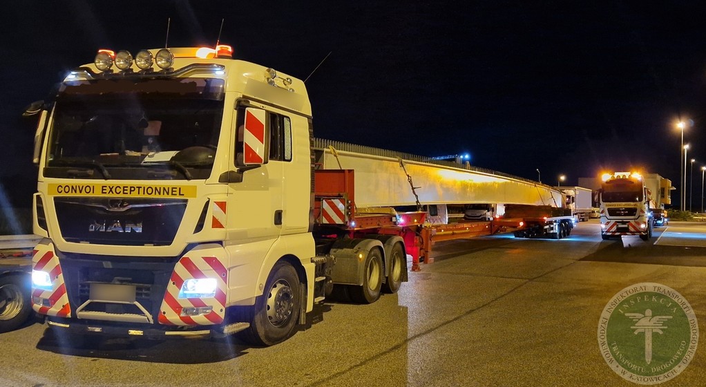 Kontrola ITD pojazdu ciężarowego z ładunkiem ponadgabarytowym (lipiec; 2024 r.)
