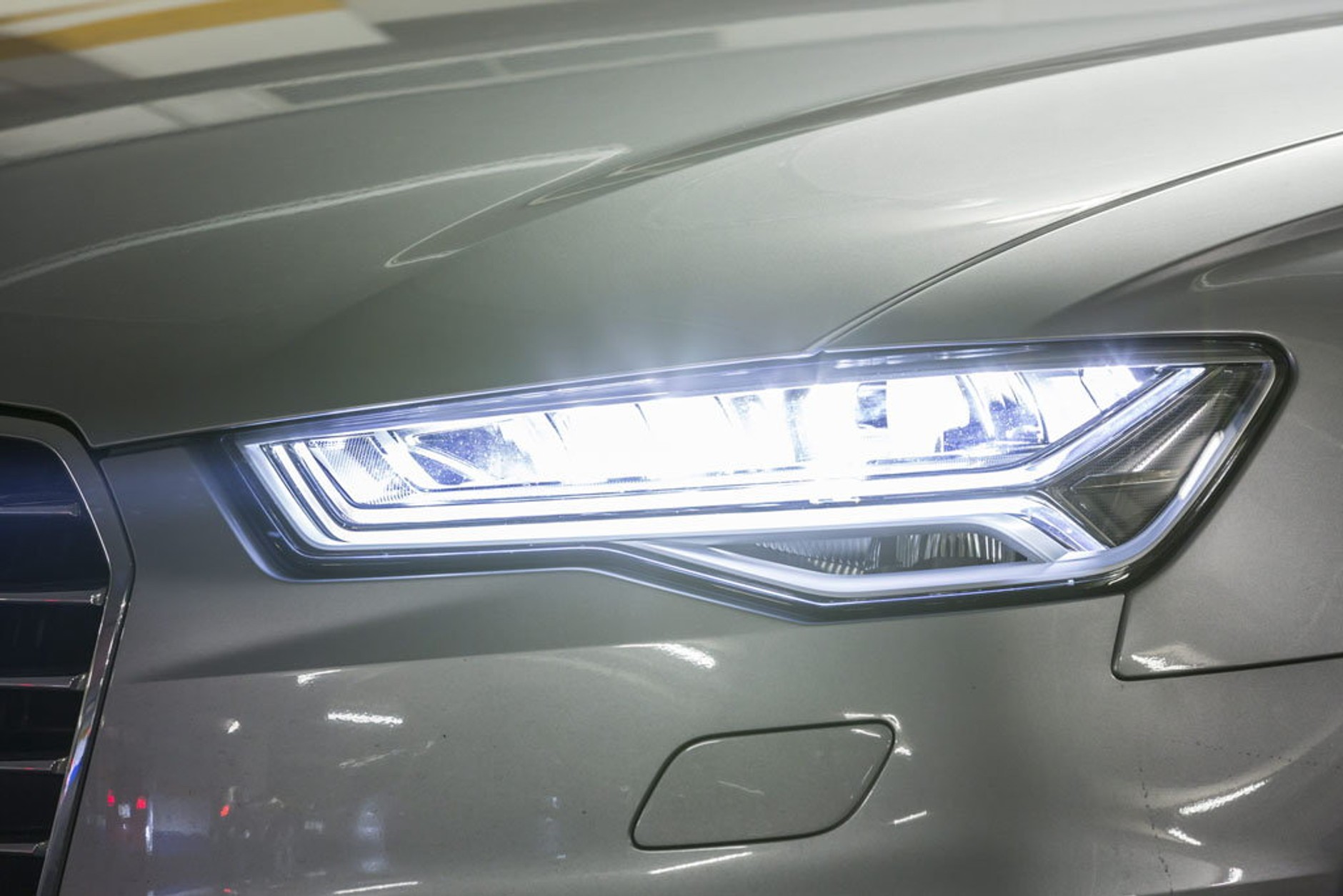 Reflektory ksenonowe, LED-y itp.