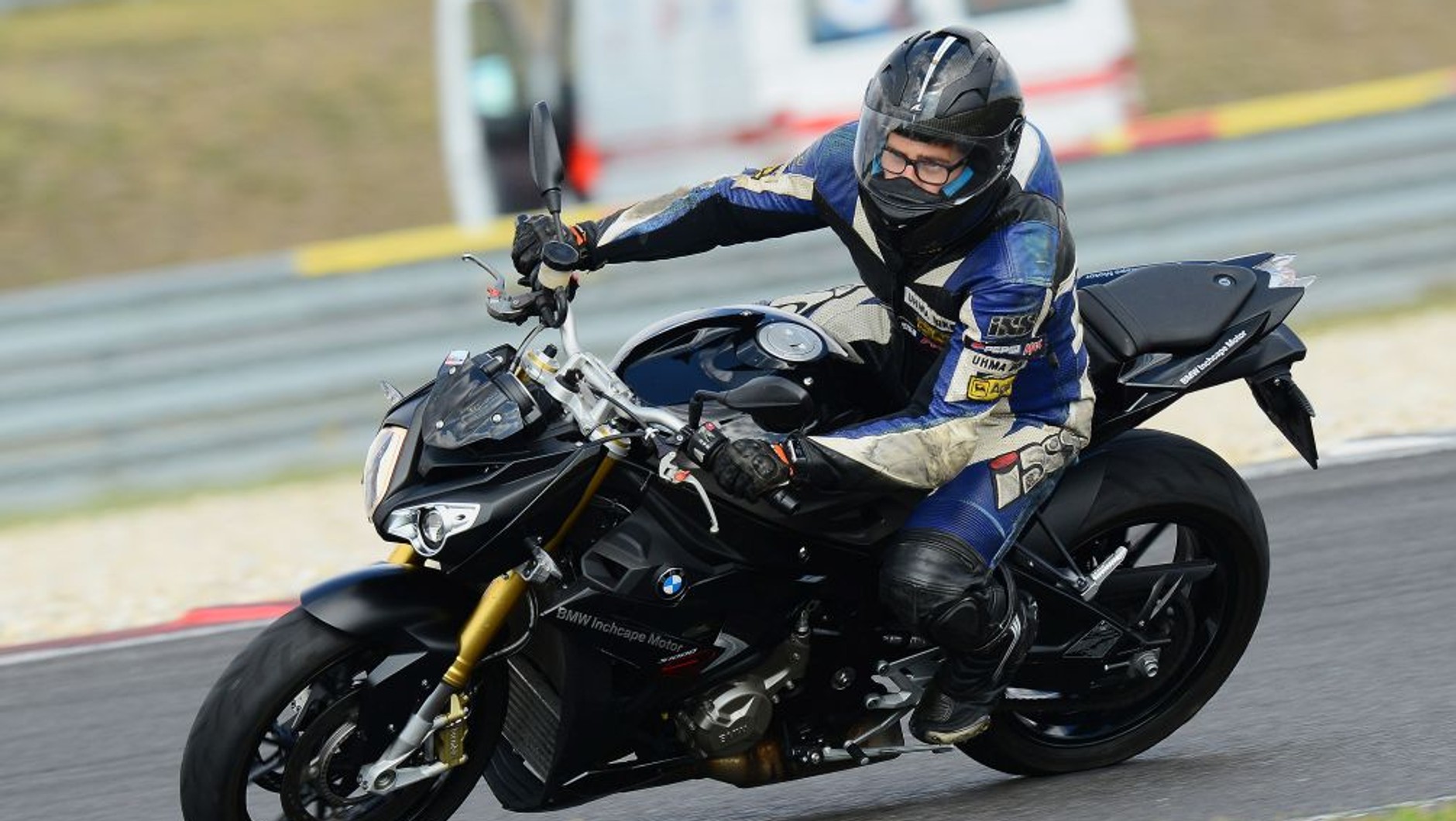 BMW S1000R w akcji