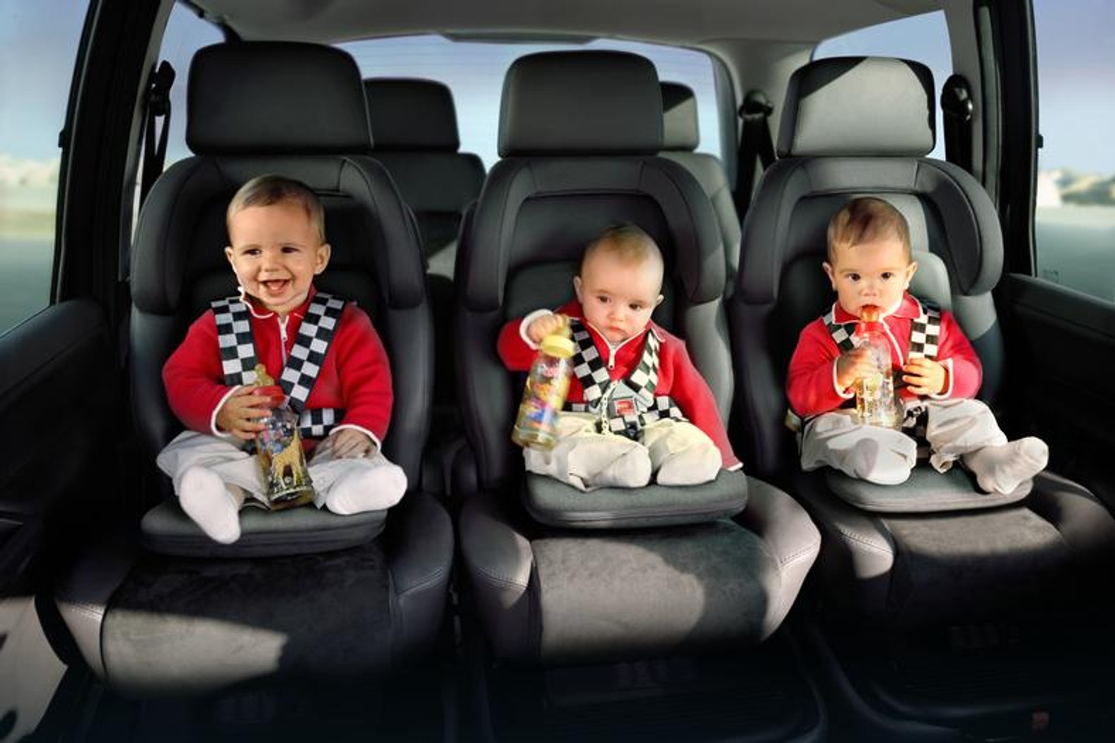 Są sytaucjie, gdzie dziecko można legalnie przewozić bez fotelika