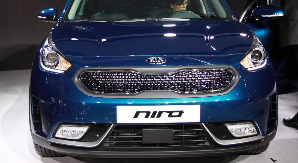 Kia Niro - na podbój rynku crossoverów (Targi Genewa 2016)