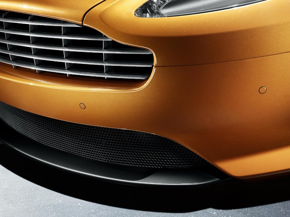 Aston Martin Virage powraca