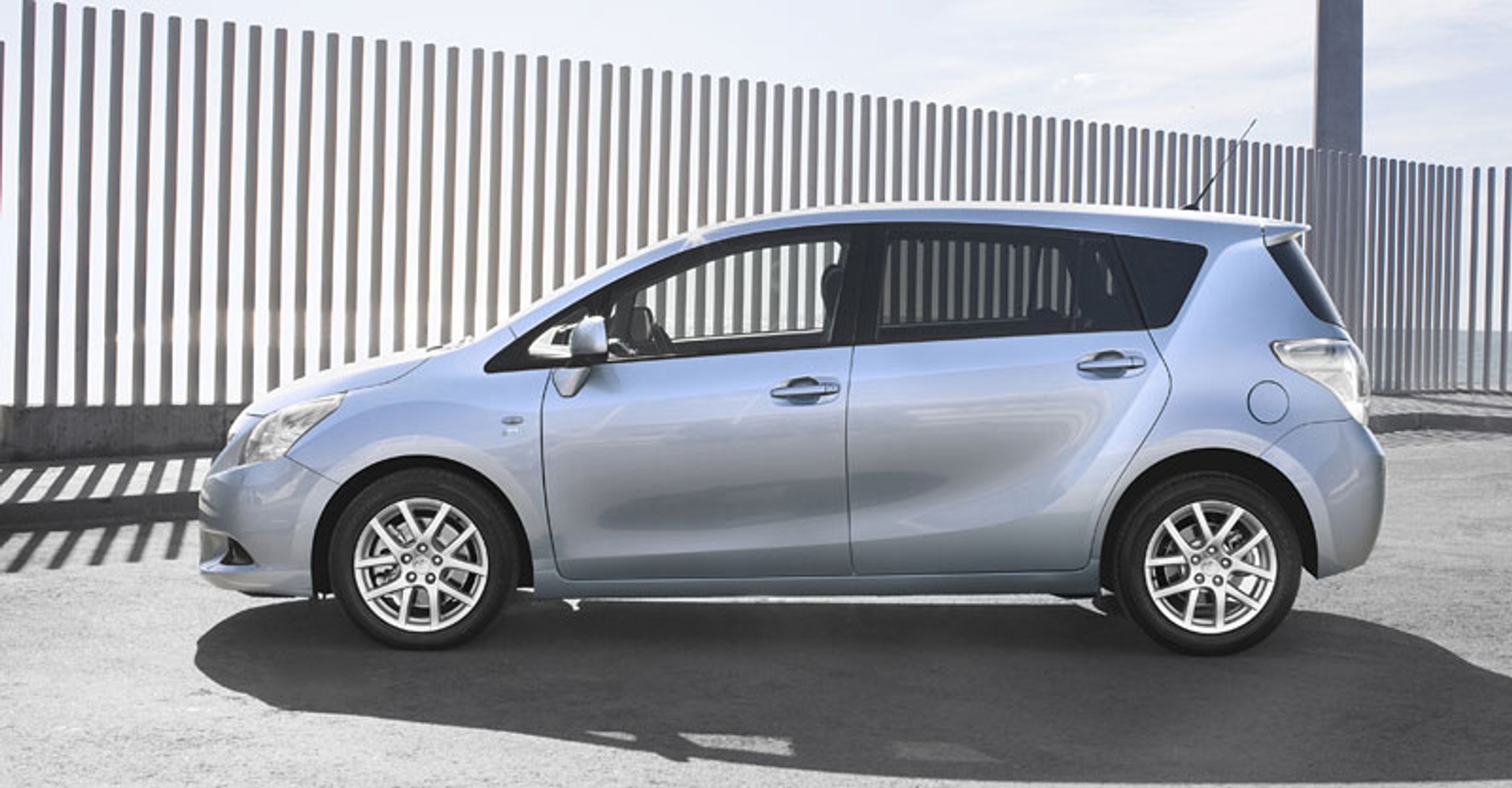 Genewa 2009: Toyota Verso – nowe 7-miejscowe MPV