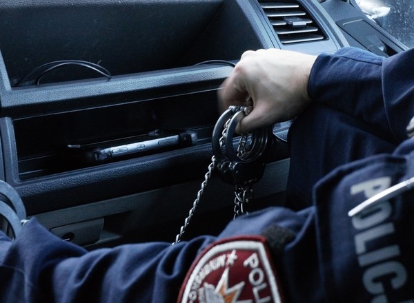 Był pijany, ukradł samochód i szalał po mieście
