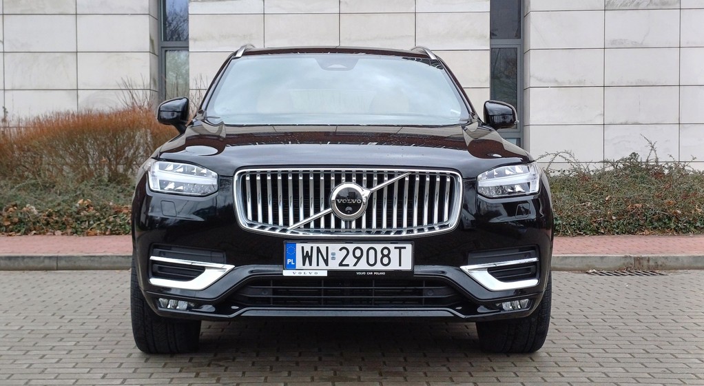 Volvo XC90 B5