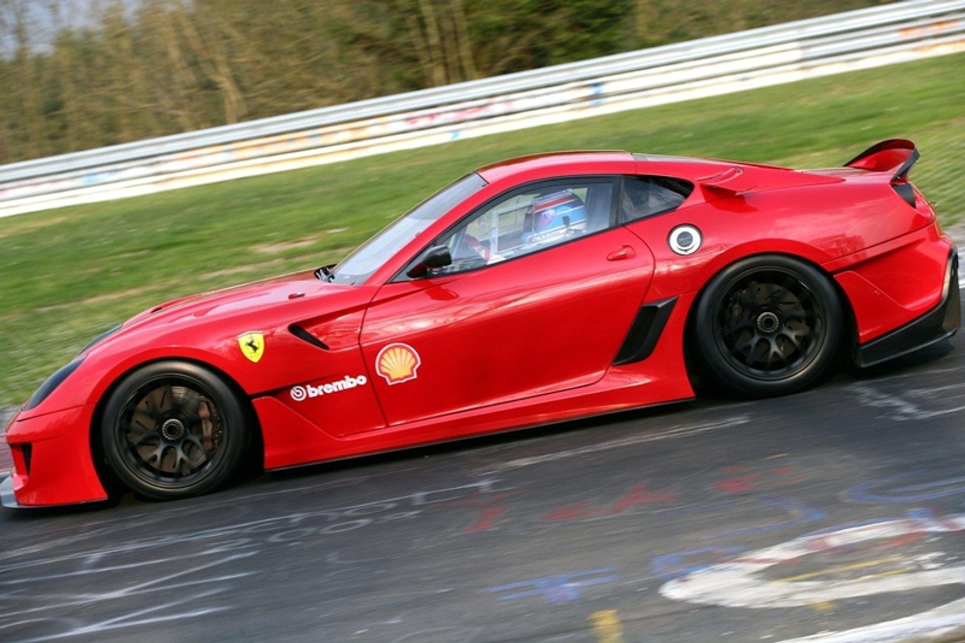 Ferrari 599XX to najszybsze auto na torze Nurburgring. Mam to gdzieś