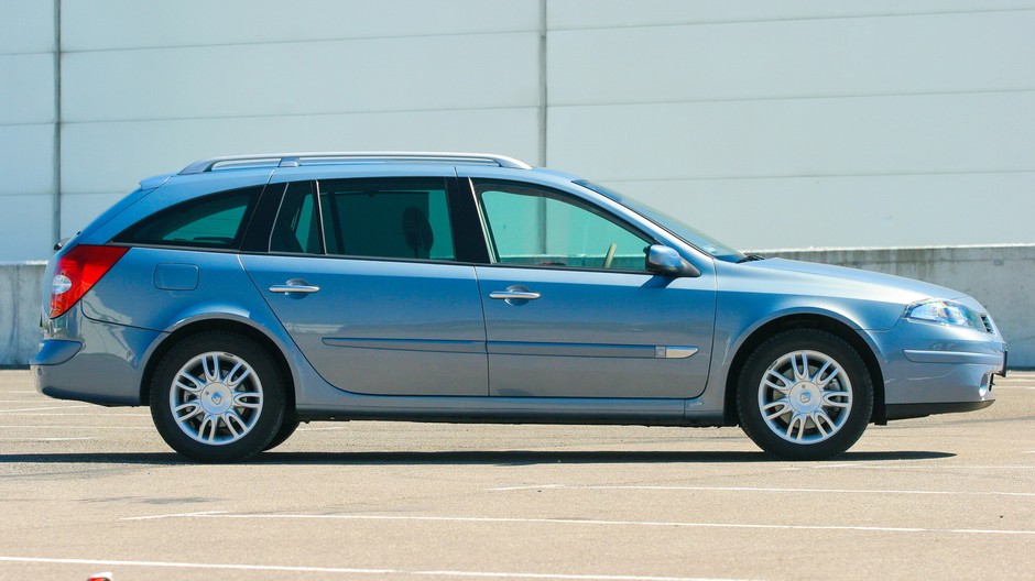 9. Renault Laguna II (2001-07) - od 5000 zł