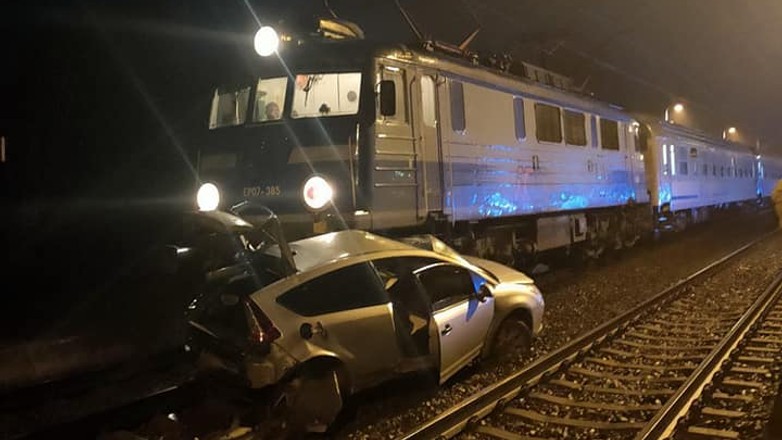 Wypadek na przejeździe kolejowym