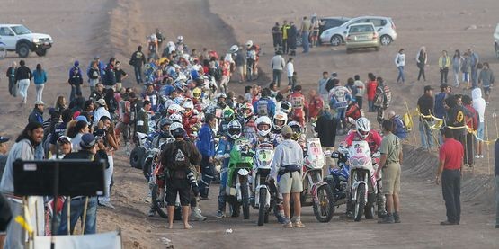 Rajd Dakar 2010: Przygoński goni najlepszych, pech Hołowczyca (9. etap na żywo, wyniki, foto)