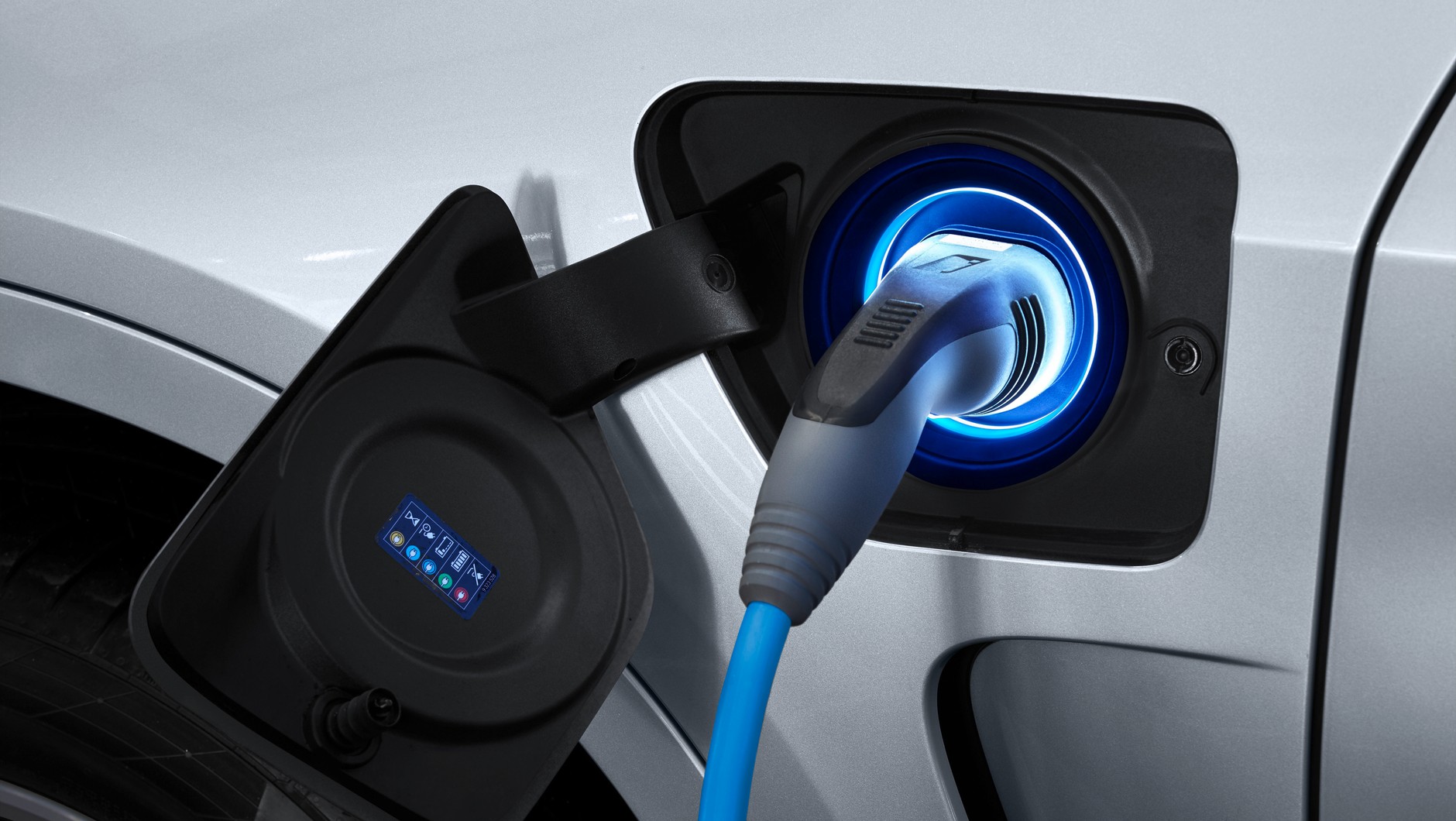 BMW X5 eDrive gniazdo ładowania
