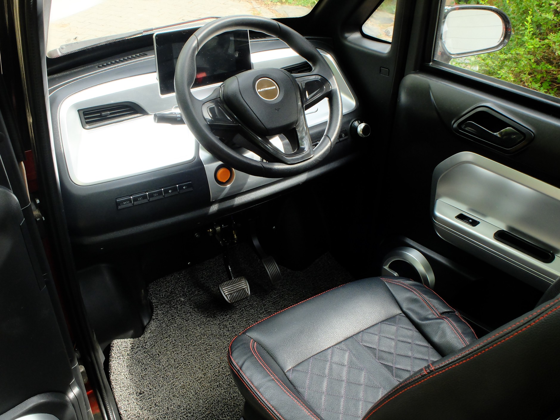 Electroride Futuri 4