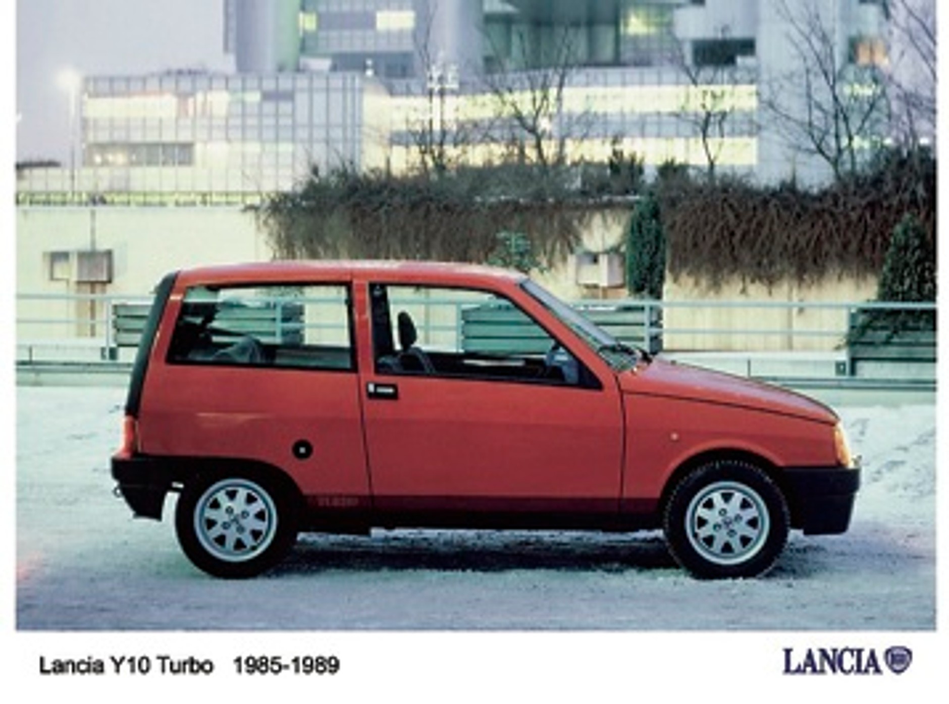 Lancia Y10