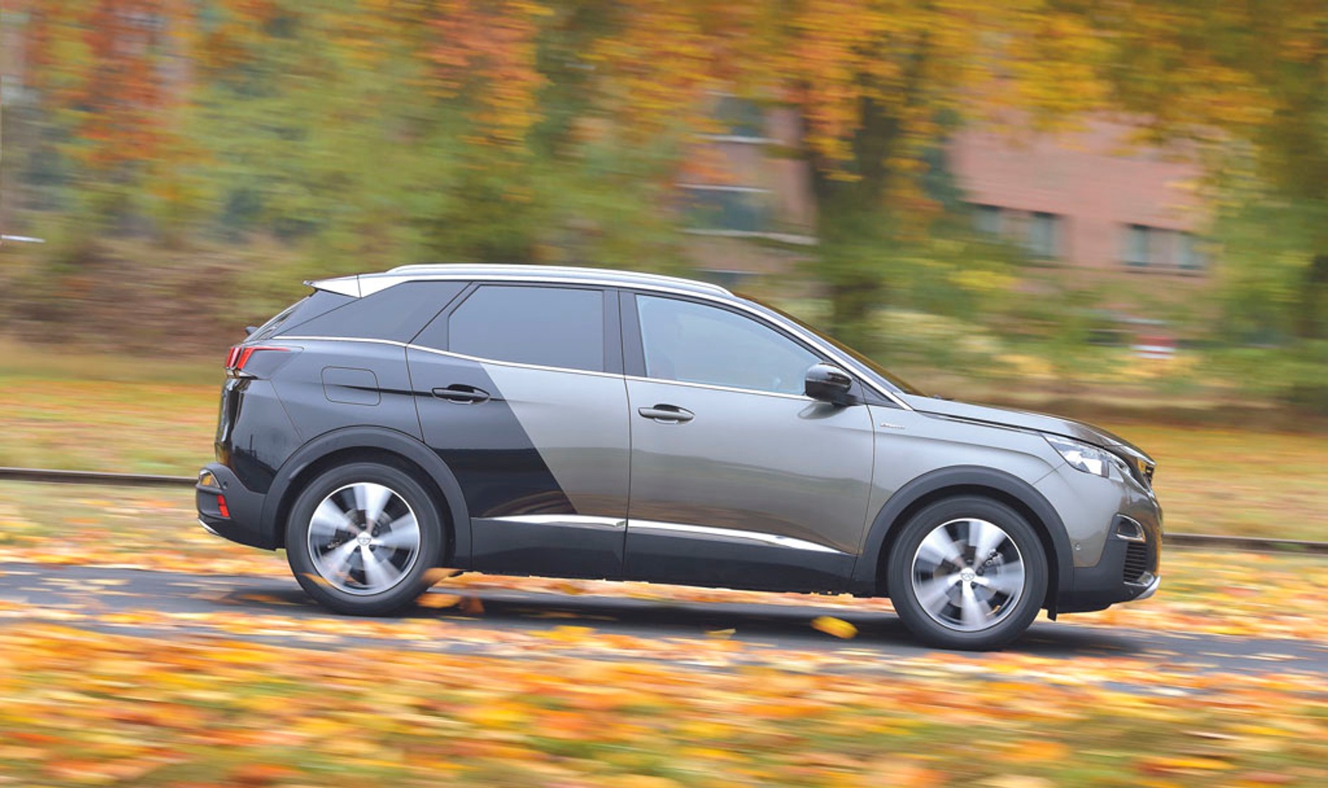 Miejsce 2. Peugeot 3008