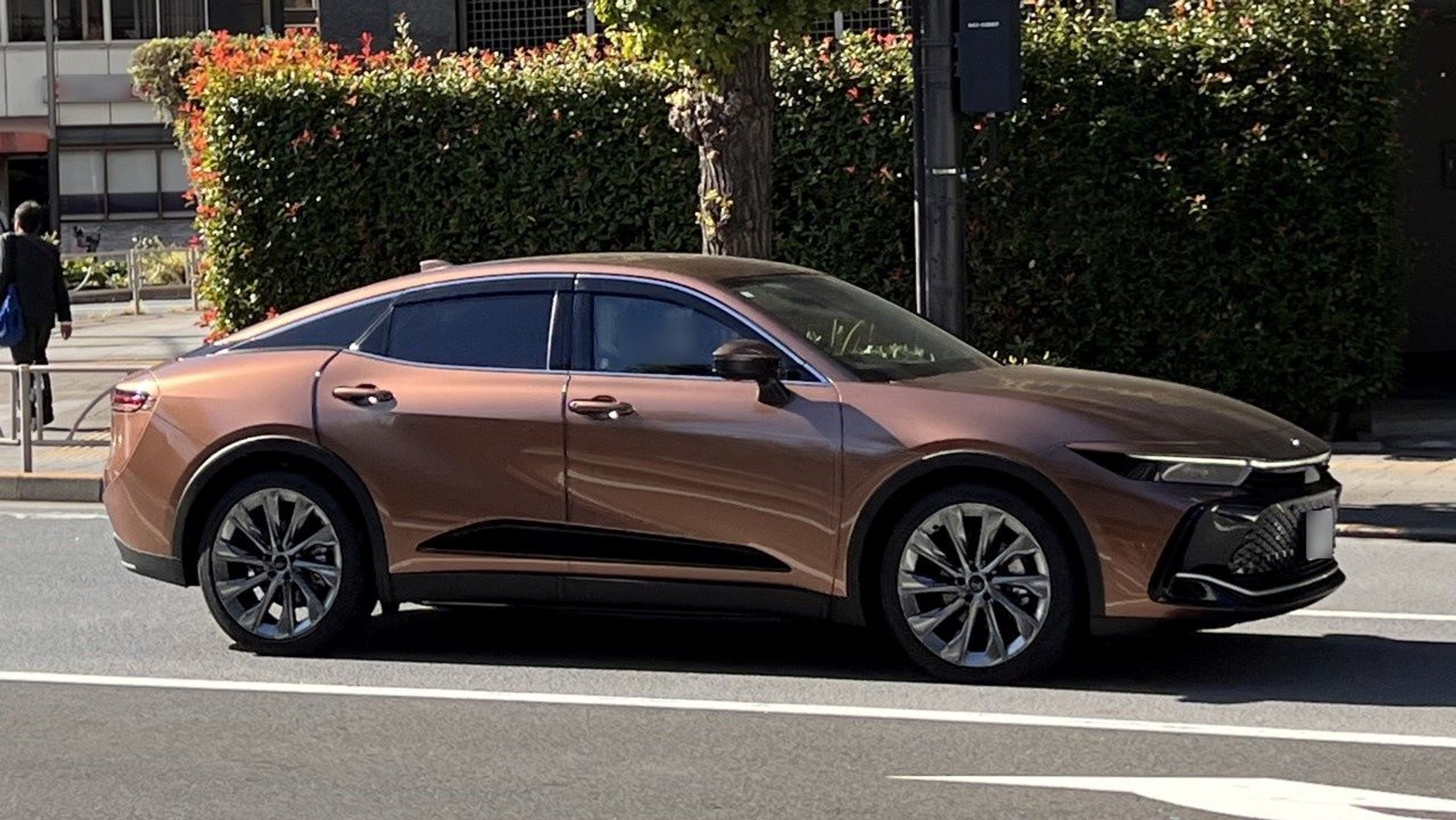 Toyota Crown (16. generacja; od 2022 r.)