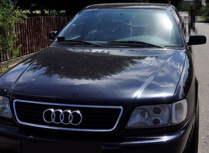 Ukradł auto, by pojechać na mszę. Policja nie "kupiła" wyjaśnień