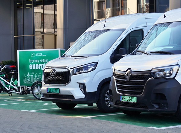 Porównali zasięgi "pustych" oraz załadowanych elektryków. Nawet ponad 30 proc. różnicy