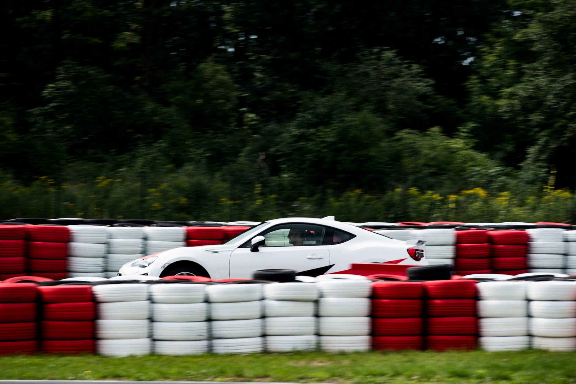 Toyota GT86 vs Renault Megane RS