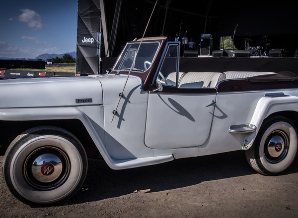 Willys-Overland Jeepster: "sportowe" kabrio Jeepa z 1948 roku (jazda testowa)