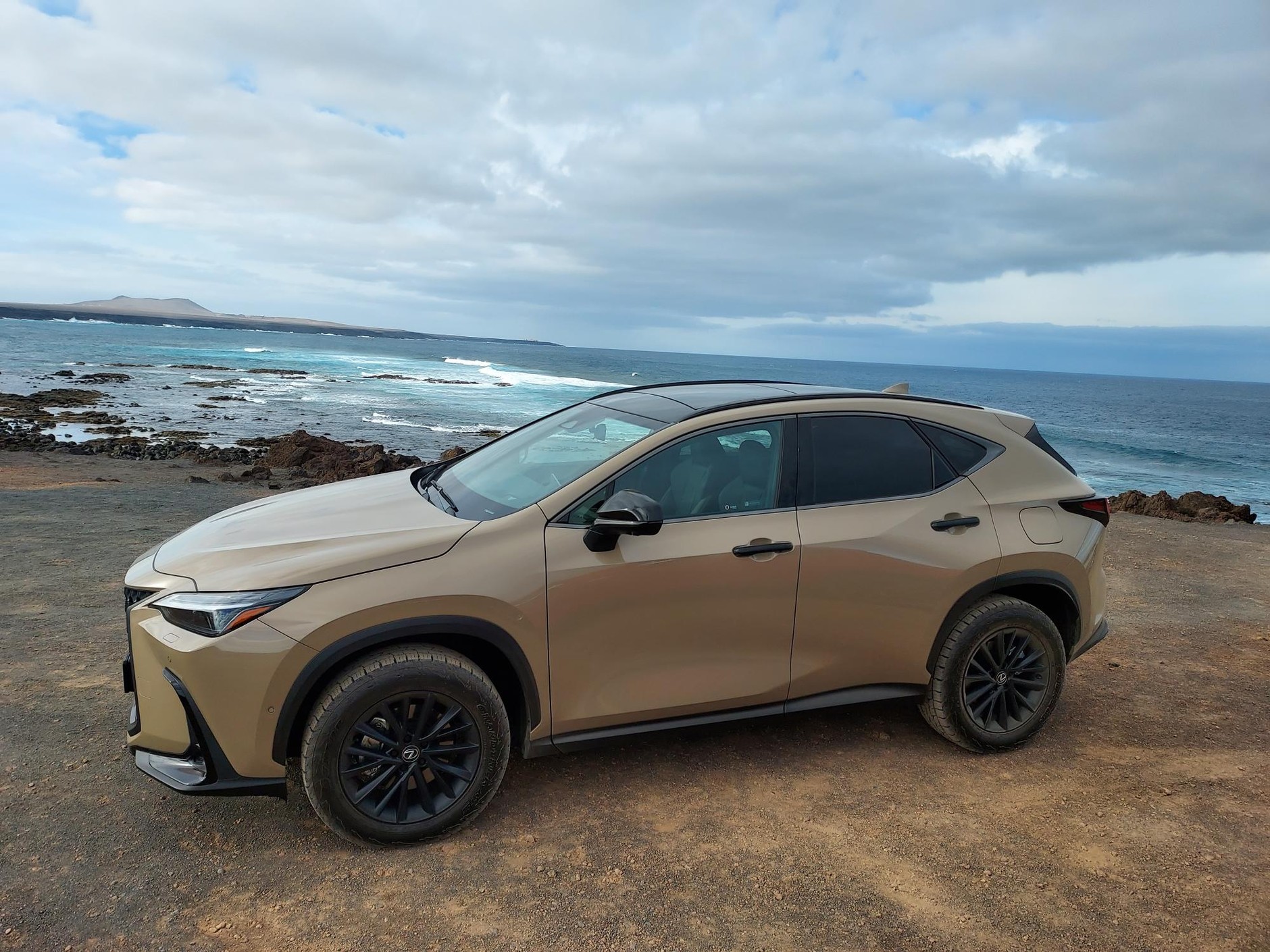 Lexus NX Overtrail