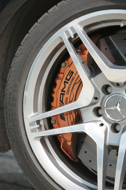 Test Mercedesa CLS 63 AMG: tu moc jest zawsze z nami