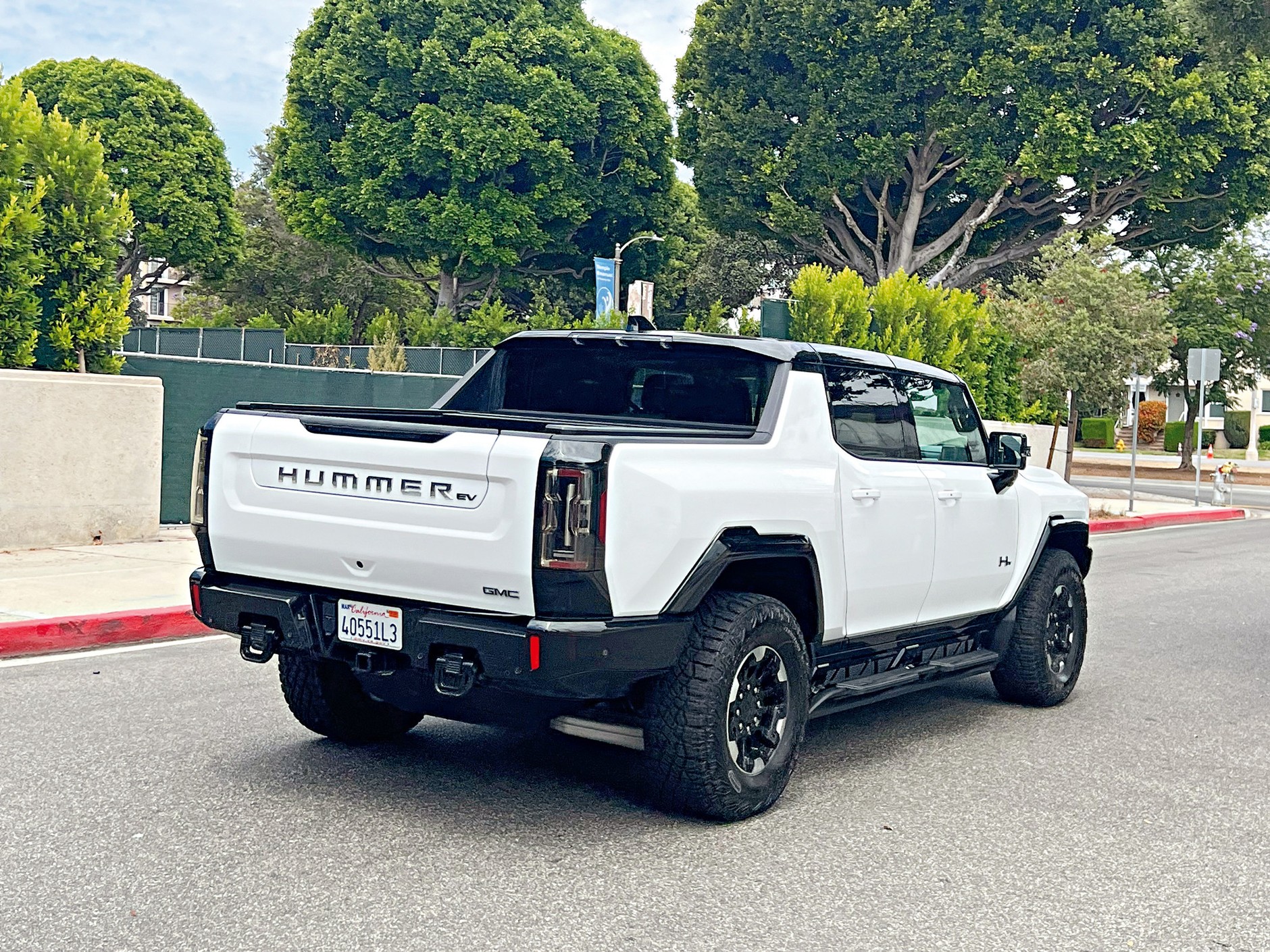Hummer EV (2022)