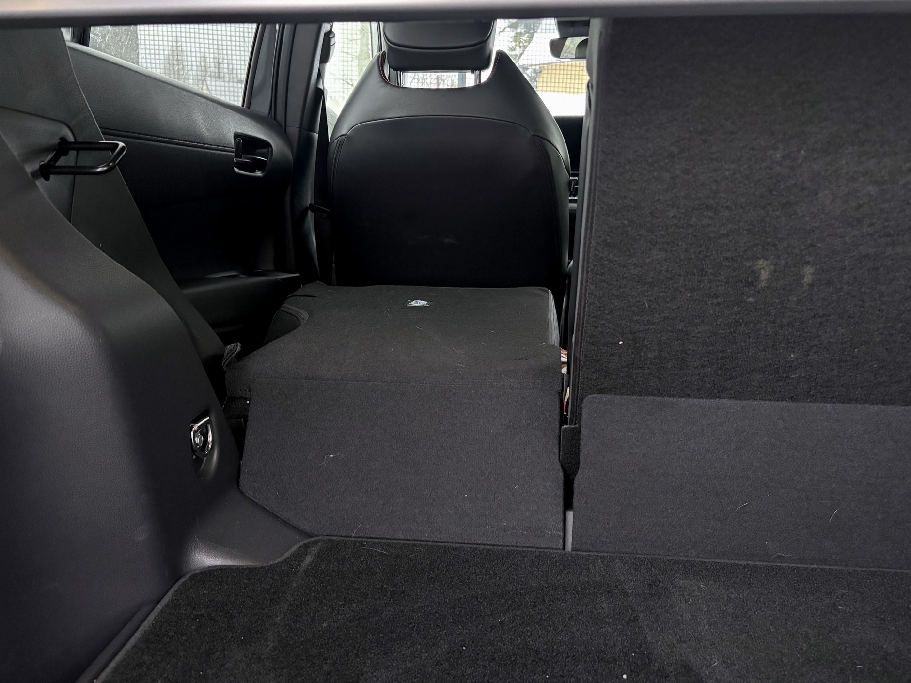 Toyota Corolla Cross 2.0 Hybrid GR Sport 