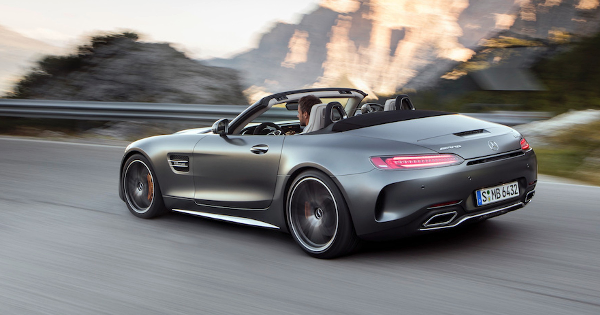Mercedes-AMG GT Roadster