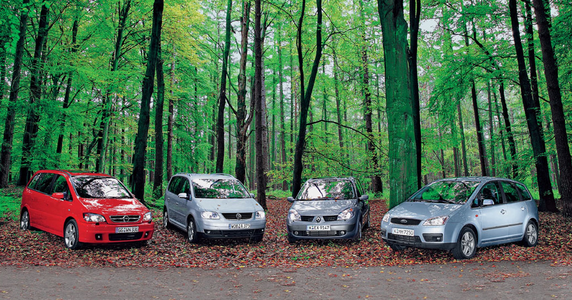 Kompaktowe autobusy tanie, szybkie i oszczędne: Ford C-Max 2.0 TDCi kontra Opel Zafira 2.2 DTI, Renault Scenic 1.9 dCi i VW Touran 2.0 TDI