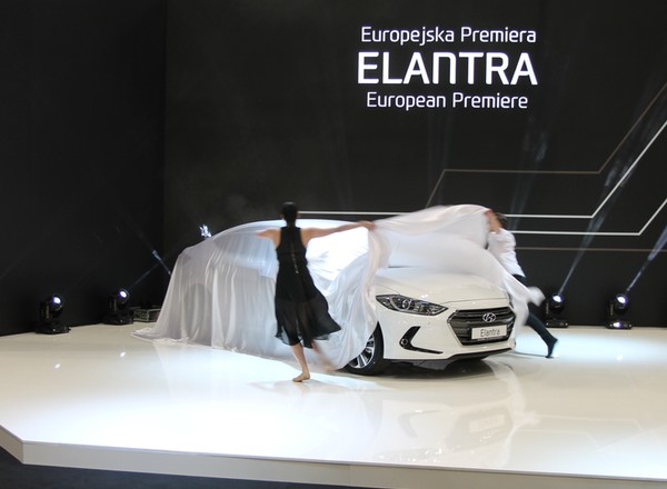 Motor Show Poznań 2016: 60 premier i 120 wystawców – święto motoryzacji na światowym poziomie