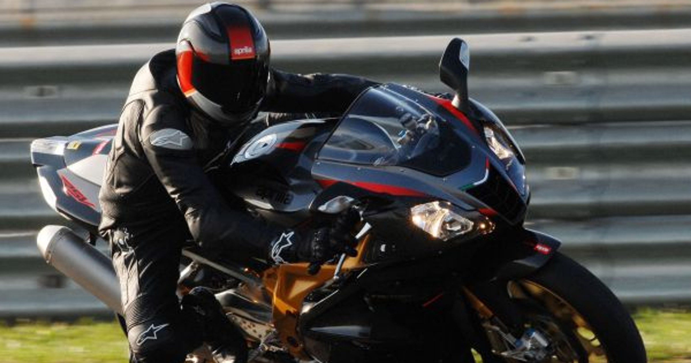 Aprilla RSV1000